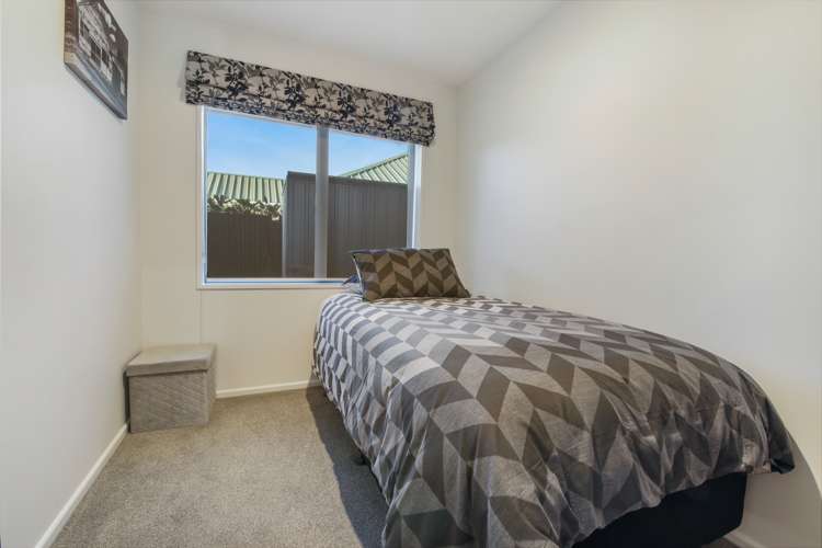 2/31 Neill Street Hornby_6