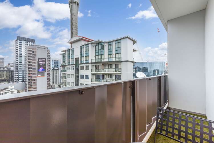 1207/17 Vogel Lane Auckland Central_5