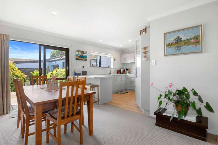 49a Robertson Street Glenholme_5