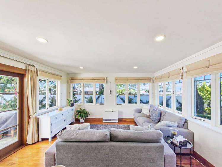 101 Cameron Road 11555_8