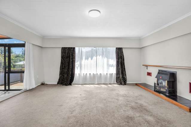 76 Hine Road Wainuiomata_2