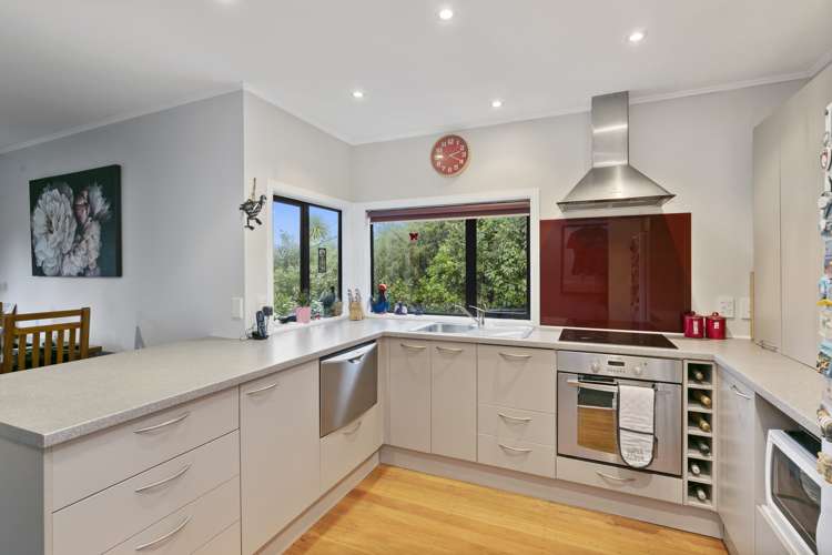 26a Field Street Silverstream_13