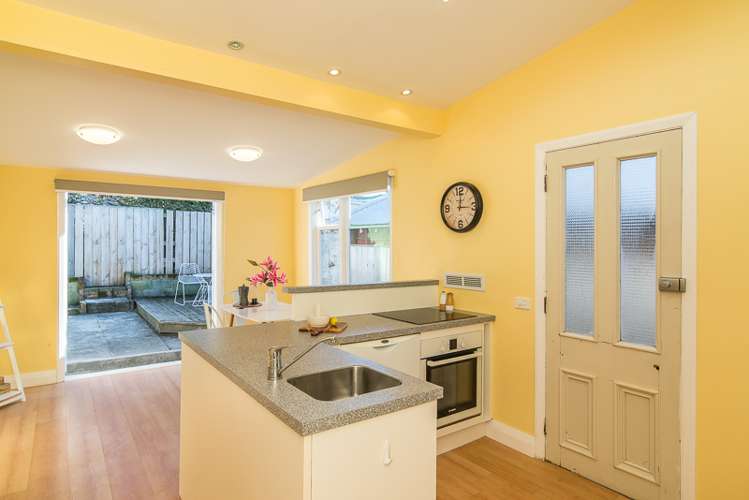 76 Daniell Street Newtown_2