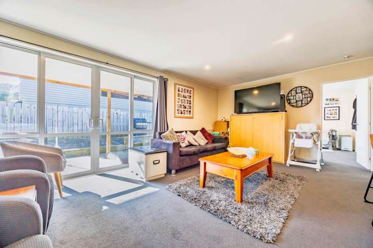 41 Ashgrove Road Mangere_26