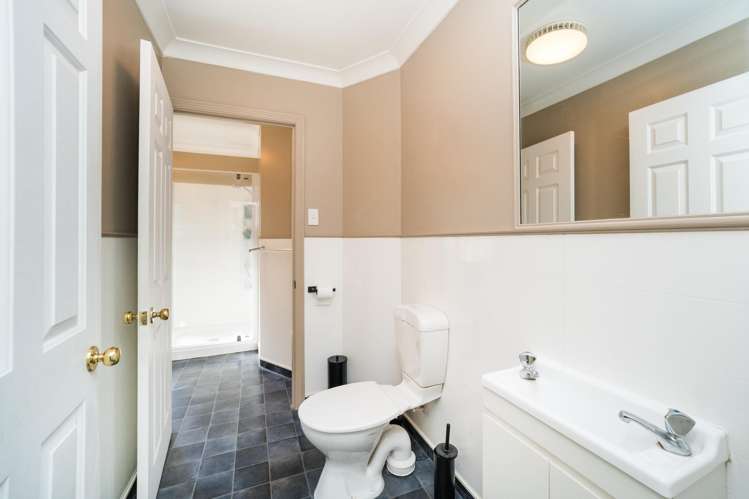 15 Rothesay Place Highbury_12