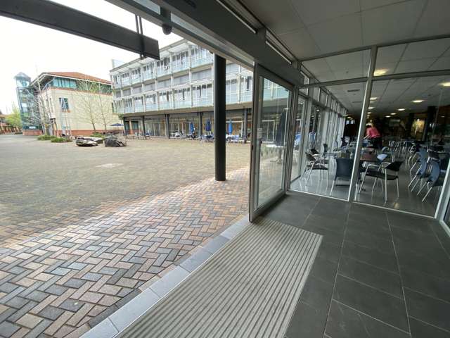 261 Morrin Road St Johns_1