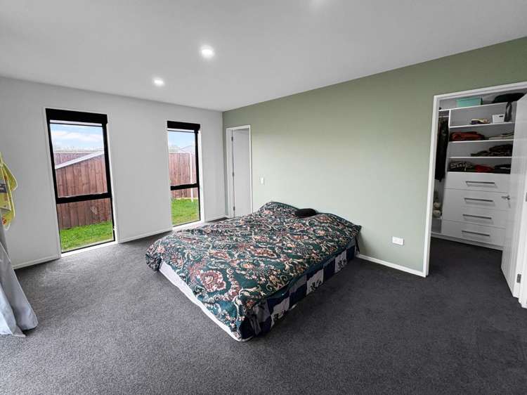 35A Masefield Drive 11103_4