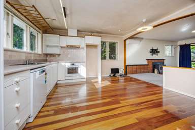 13B James Road_4