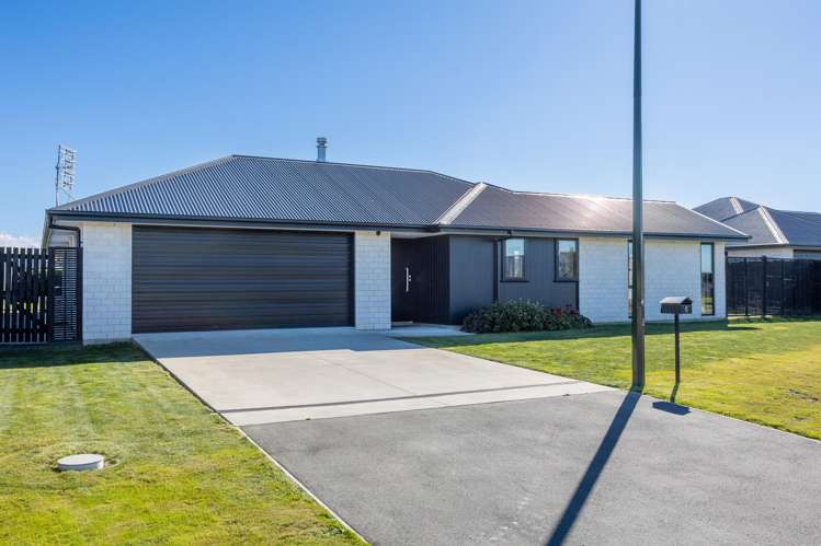 6 Westmorland Avenue Darfield_25