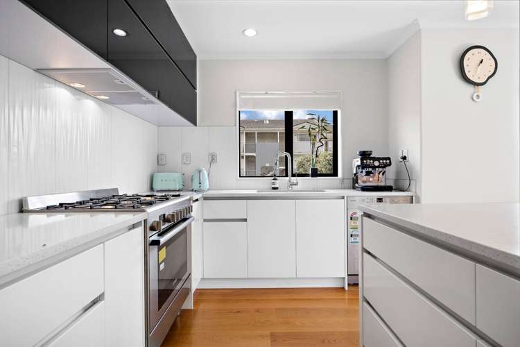 95 Medallion Drive Oteha_13