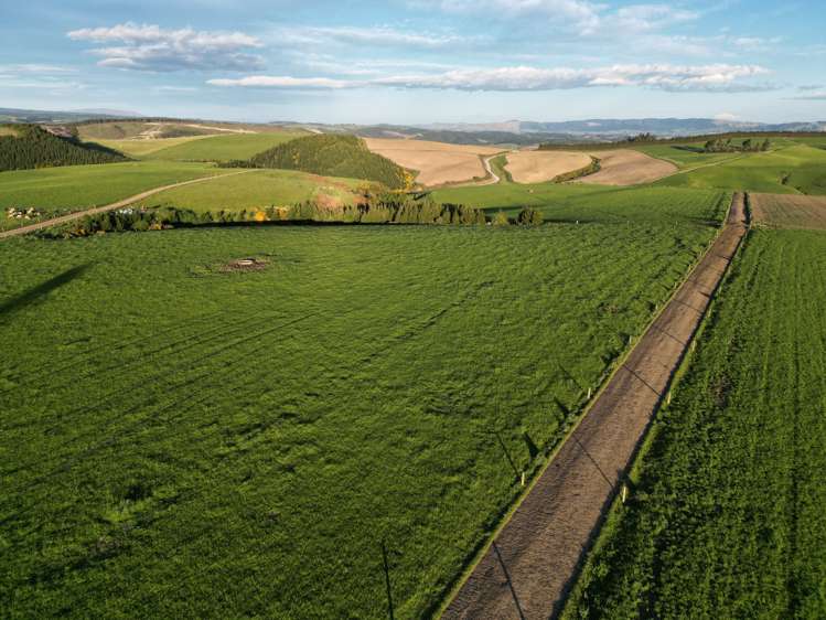 17 Tongue Road Hillend_18