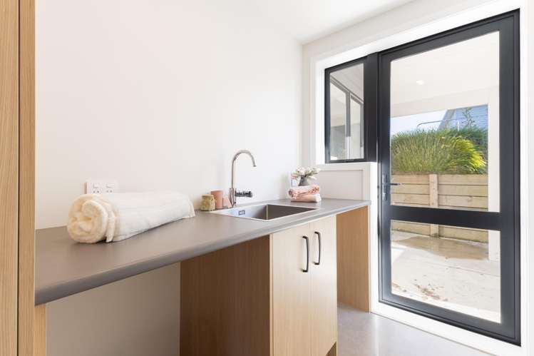 21 Ferndale Drive Waikanae_16