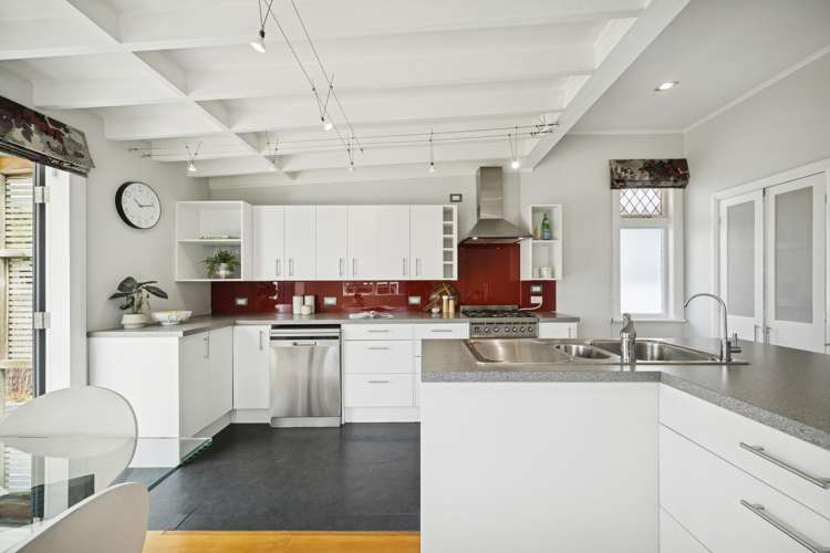 40 Ava Street Petone_16