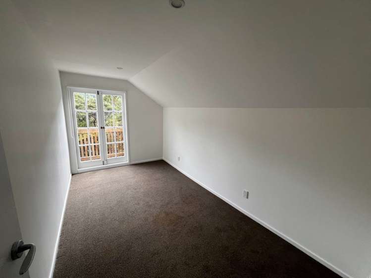 Whatipu Road Huia_23