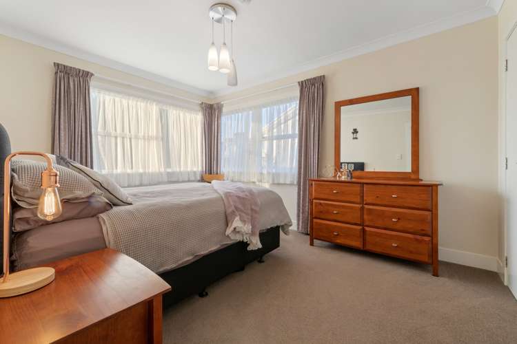 33 Kirrie Avenue Te Atatu South_11