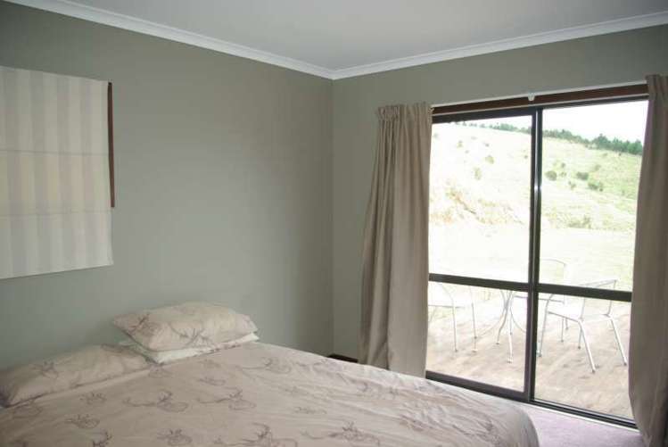 219 Forest Road Oruanui_5