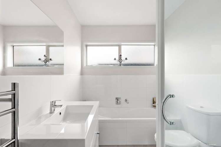 26 Kokako Rise Papakura_11