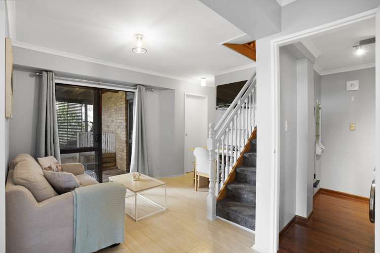 18a Ridge Road Howick_16