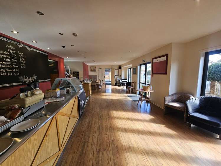 45-47 Main Highway Ellerslie_2