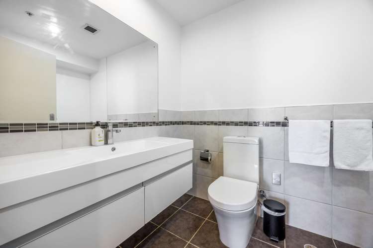 6AA/205 Hobson Street Auckland Central_15