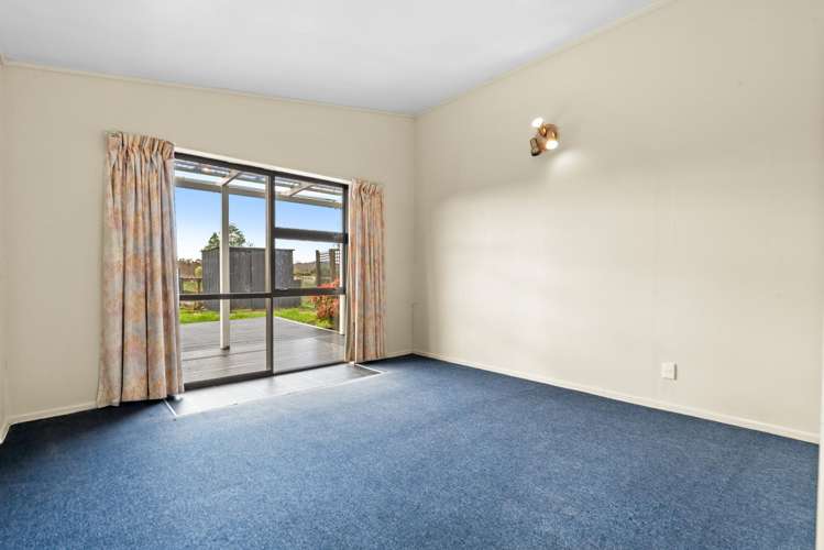 49 Kath Henry Lane Drury_15