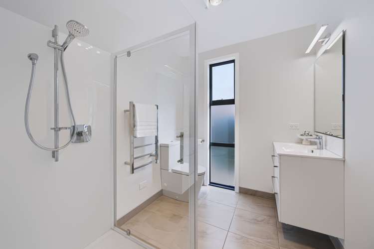 5 Kotare Drive Waiwhakaiho_15