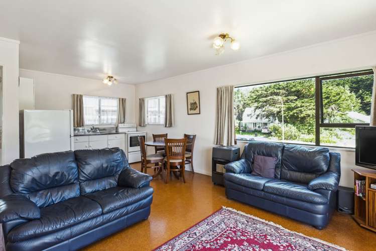 12 Hydrabad Drive Waitarere Beach_5