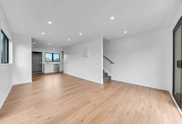 14/21 Tennessee Avenue Mangere East_2