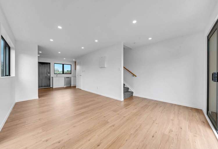 14/21 Tennessee Avenue Mangere East_2