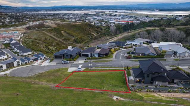 401 Princes Drive Britannia Heights_2