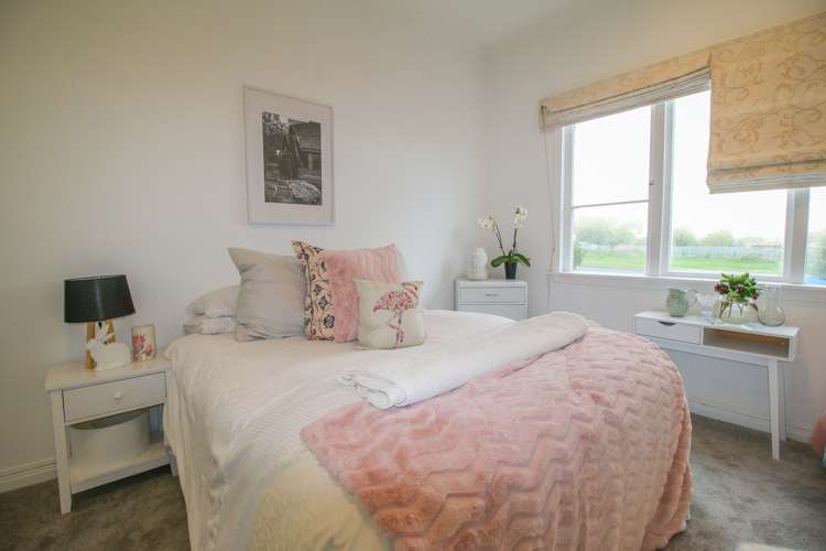 63 Liffey Street Bluff_14