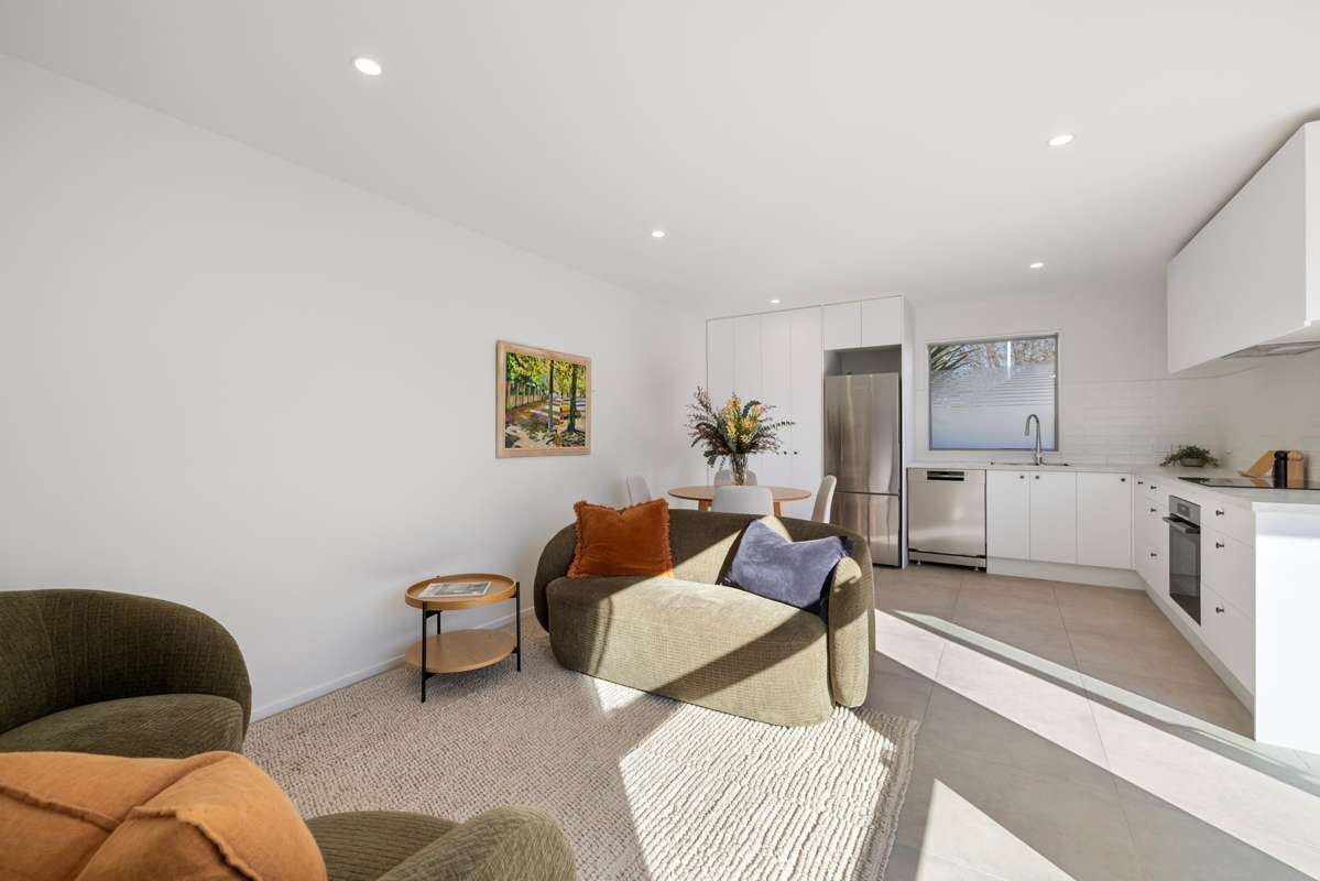 2/273 Westminster Street_2