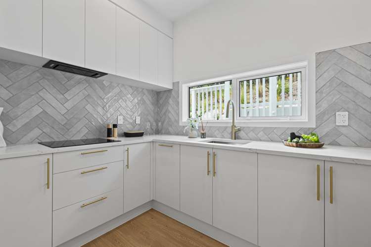 38 Awanui Road Red Beach_7