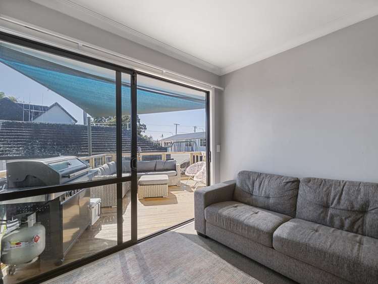 56 Matua Road Matua_13