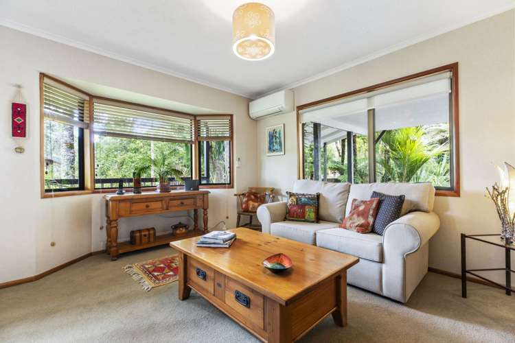 15 Karen Road Laingholm_6