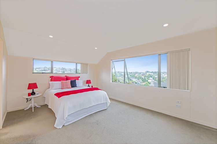 2/115 Arran Road Browns Bay_8