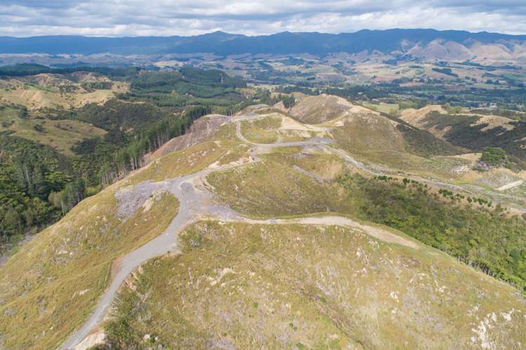 Ridge Road Pohangina_7