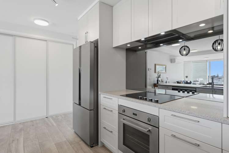 156 Landmark Terrace Orewa_11