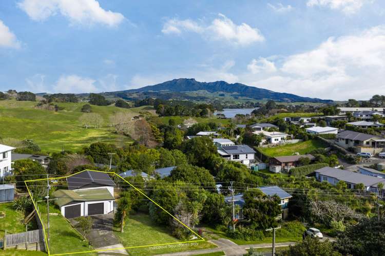 4 Simon Road Raglan_13