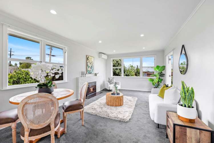 1/339 Wairau Road Totara Vale_6