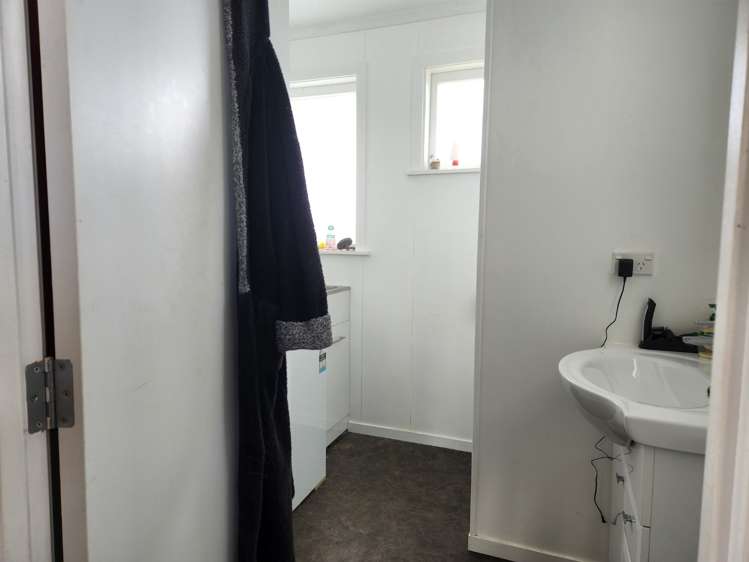 1380 Old North Road Helensville_5