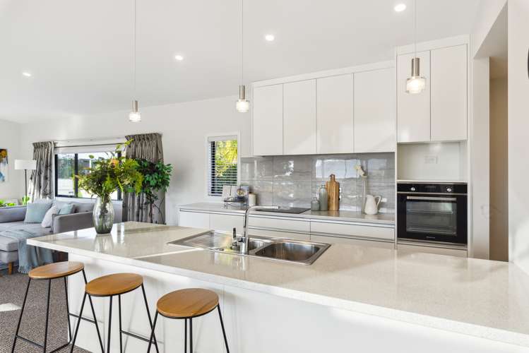 12 Takahe Drive Paraparaumu Beach_14