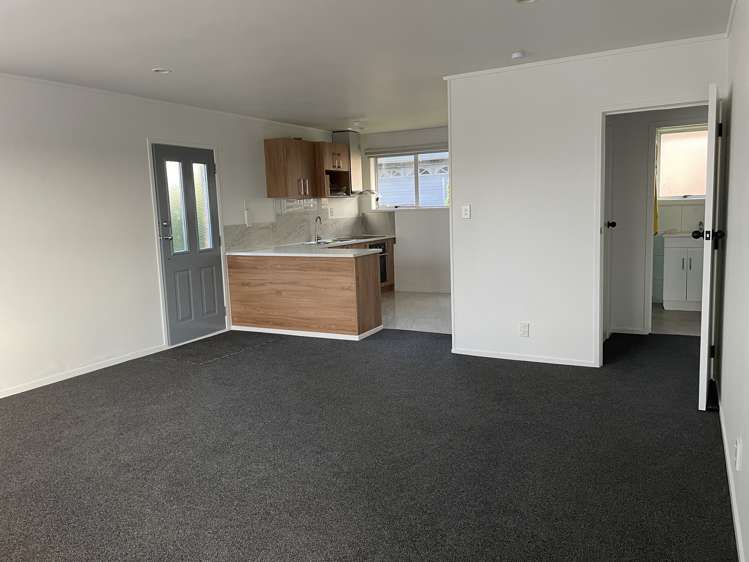 1/48 Mcleod Road Henderson_5