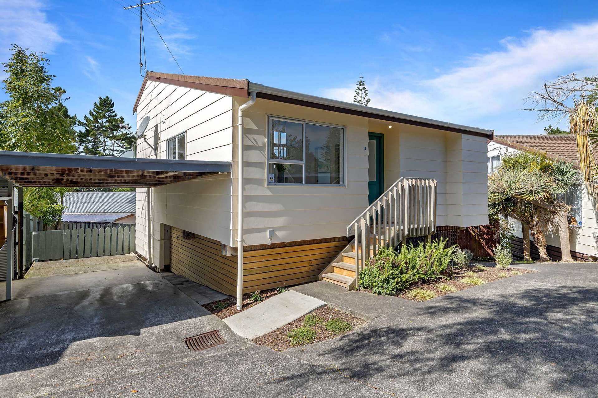 3/49 Lancaster Road Beach Haven_0