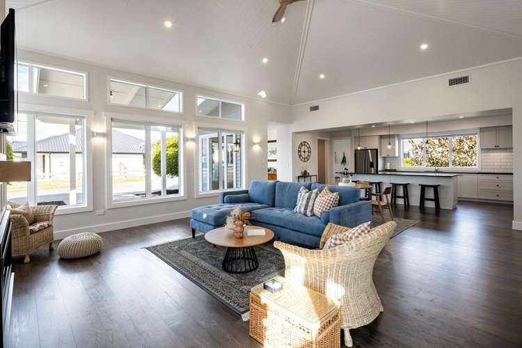 45 Alan Livingston Drive Cambridge_21