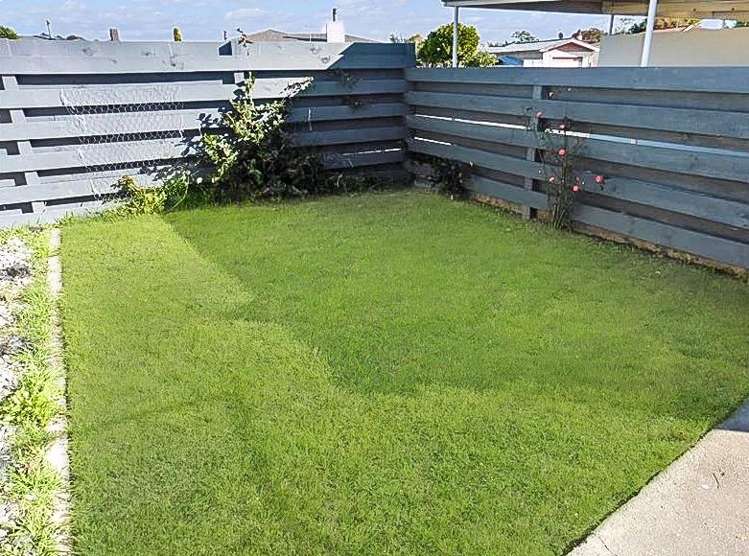 1/3 Merton Crescent 2109_7