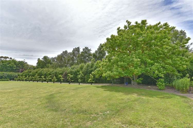 97 Parsonage Road Woodend_11