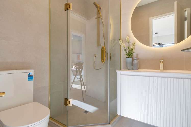 22 Ara Taha Crescent Orewa_29
