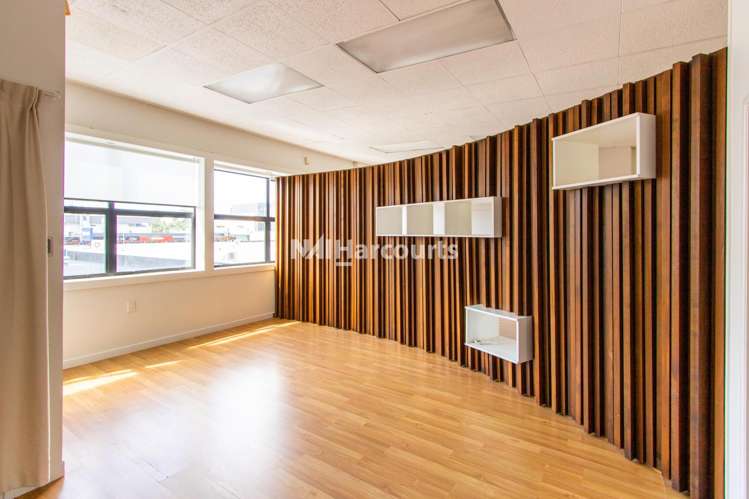 Office/404-408 Beach Road Mairangi Bay_8