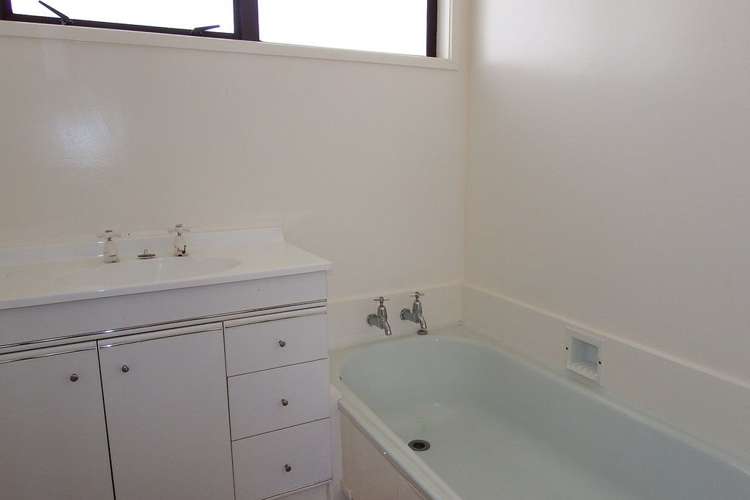 21a Flint Road Stratford_5